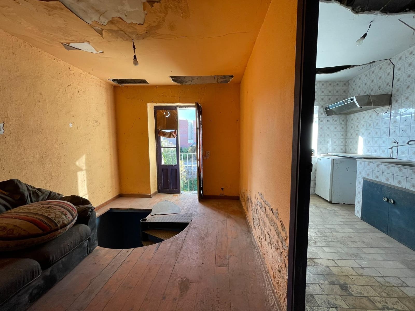 3 soverom Hus til salgs i Ponferrada - € 68 000 (Ref: 9367630)