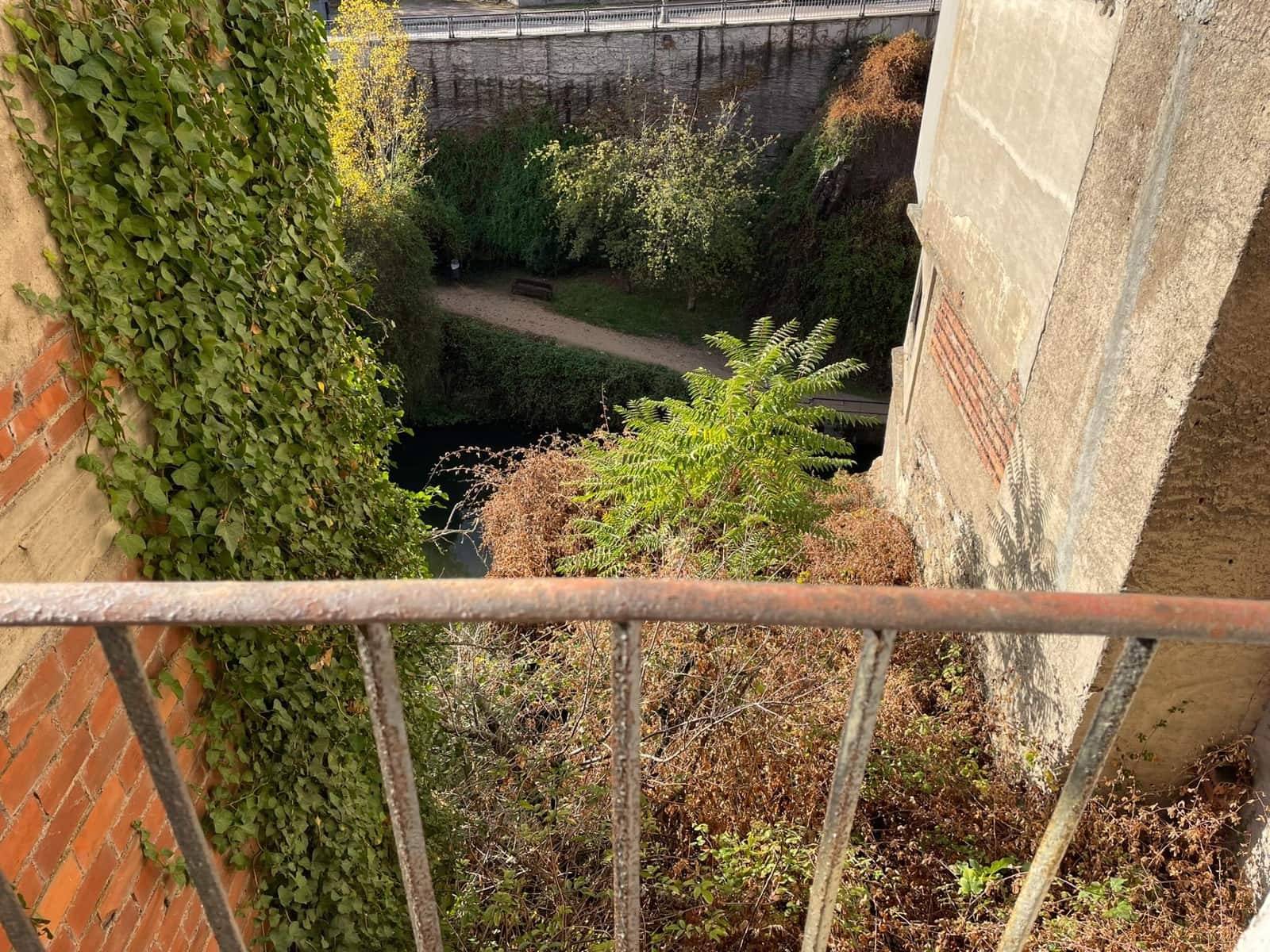 3 soverom Hus til salgs i Ponferrada - € 68 000 (Ref: 9367630)