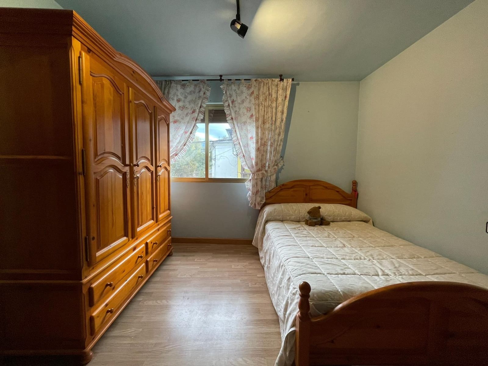 4 bedroom Townhouse for sale in Toral de Merayo - € 250,000 (Ref: 9367631)