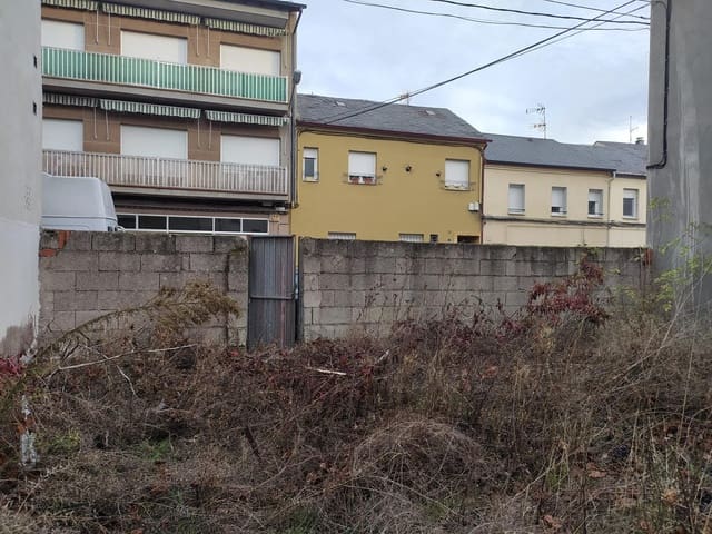Tontti myytävänä paikassa Ponferrada - 66 000 € (Ref: 9441391)