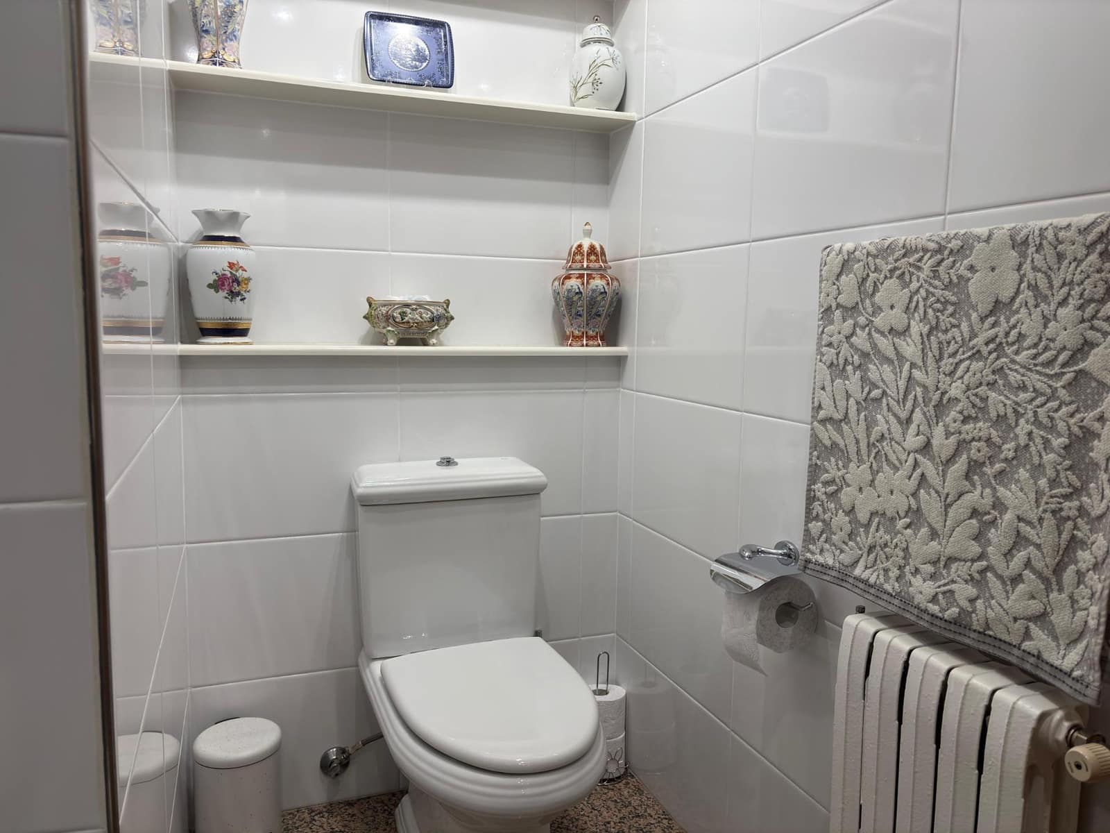 3 sypialnia Mieszkanie na sprzedaż w Ponferrada z garażem - 185 000 € (Ref: 9441393)