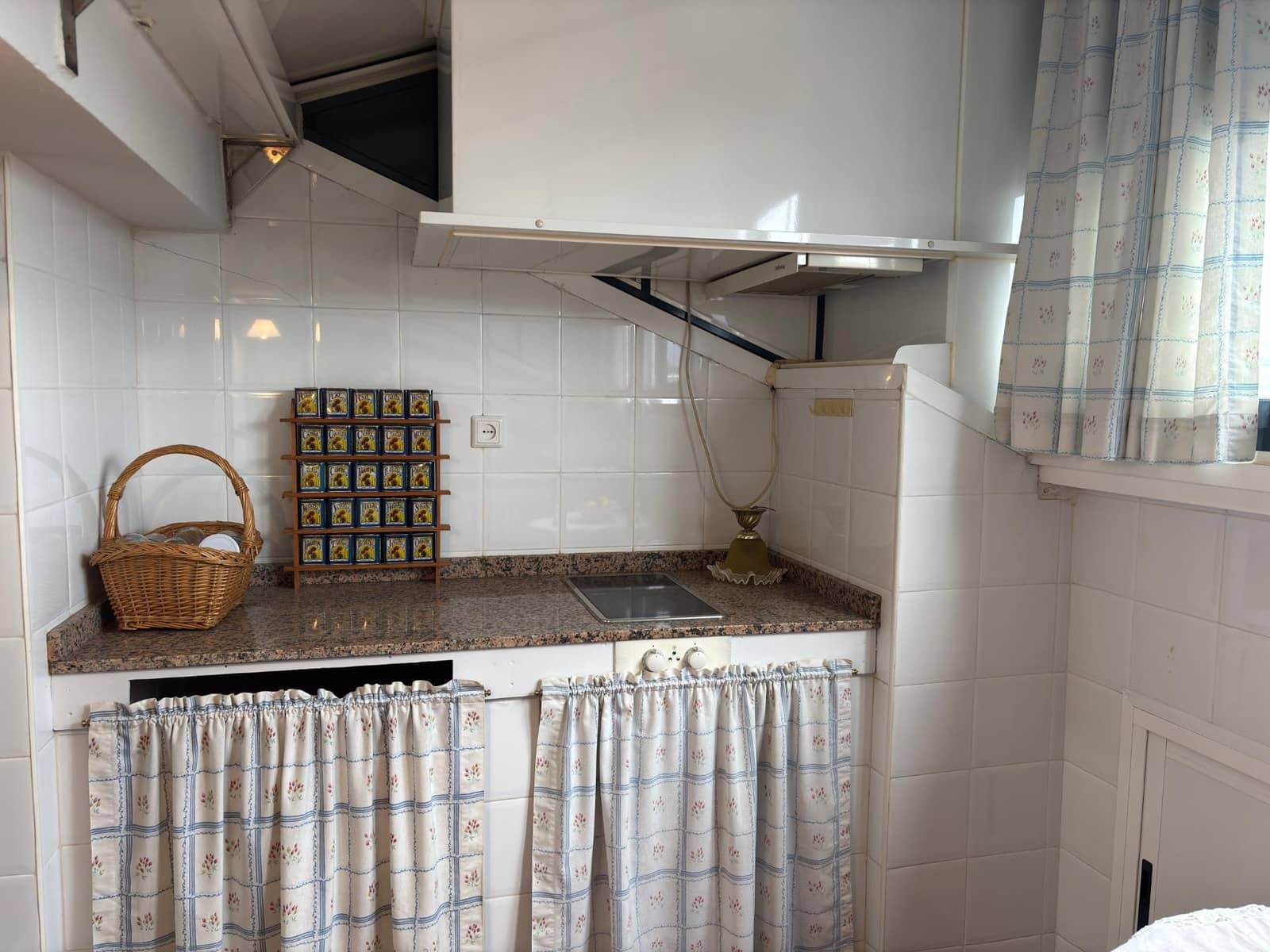 3 sypialnia Mieszkanie na sprzedaż w Ponferrada z garażem - 185 000 € (Ref: 9441393)