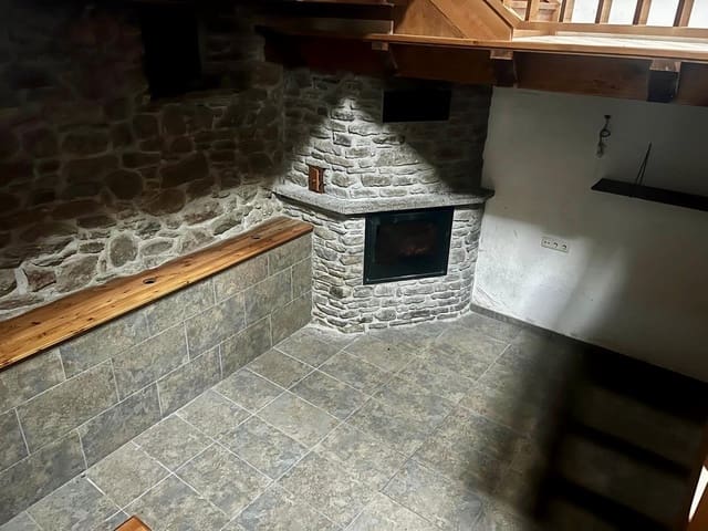 3 soverom Villa til salgs i Villablino - € 158 500 (Ref: 9508945)