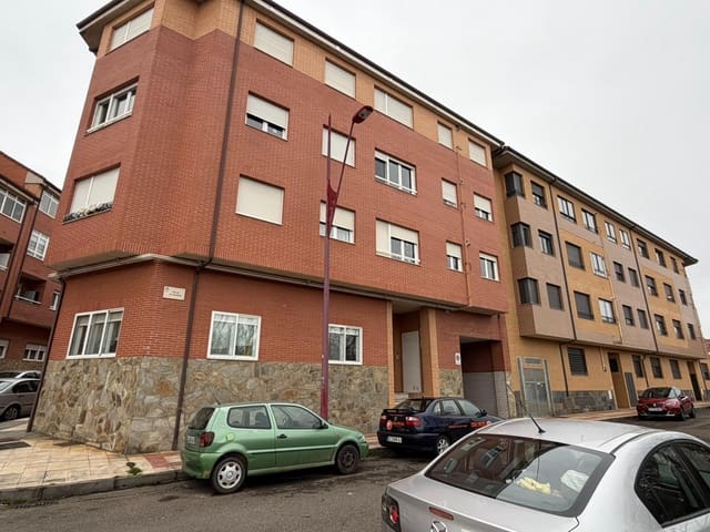 Appartement à vendre à San Andrés del Rabanedo avec garage - 112 000 € (Ref: 9524392)