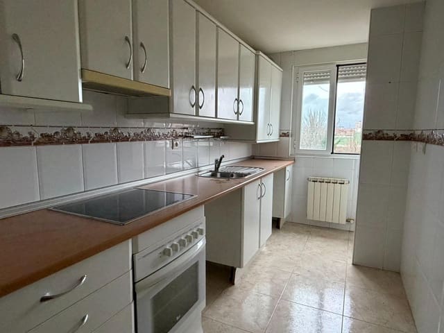 Appartement à vendre à San Andrés del Rabanedo avec garage - 112 000 € (Ref: 9524392)