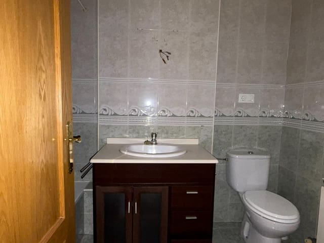 Appartement à vendre à San Andrés del Rabanedo avec garage - 112 000 € (Ref: 9524392)