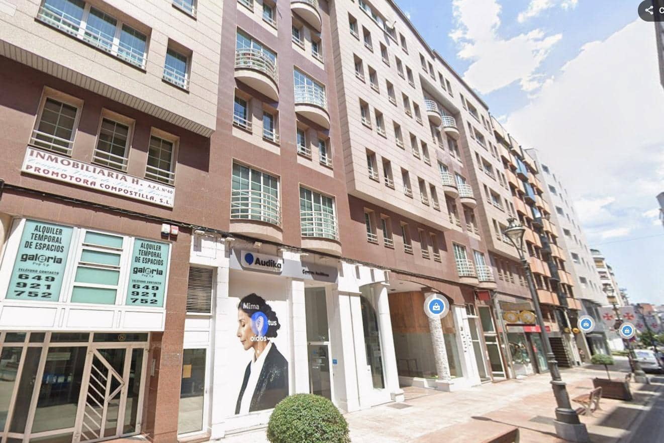 4 slaapkamer Flat te koop in Ponferrada met garage - € 240.000 (Ref: 9524393)