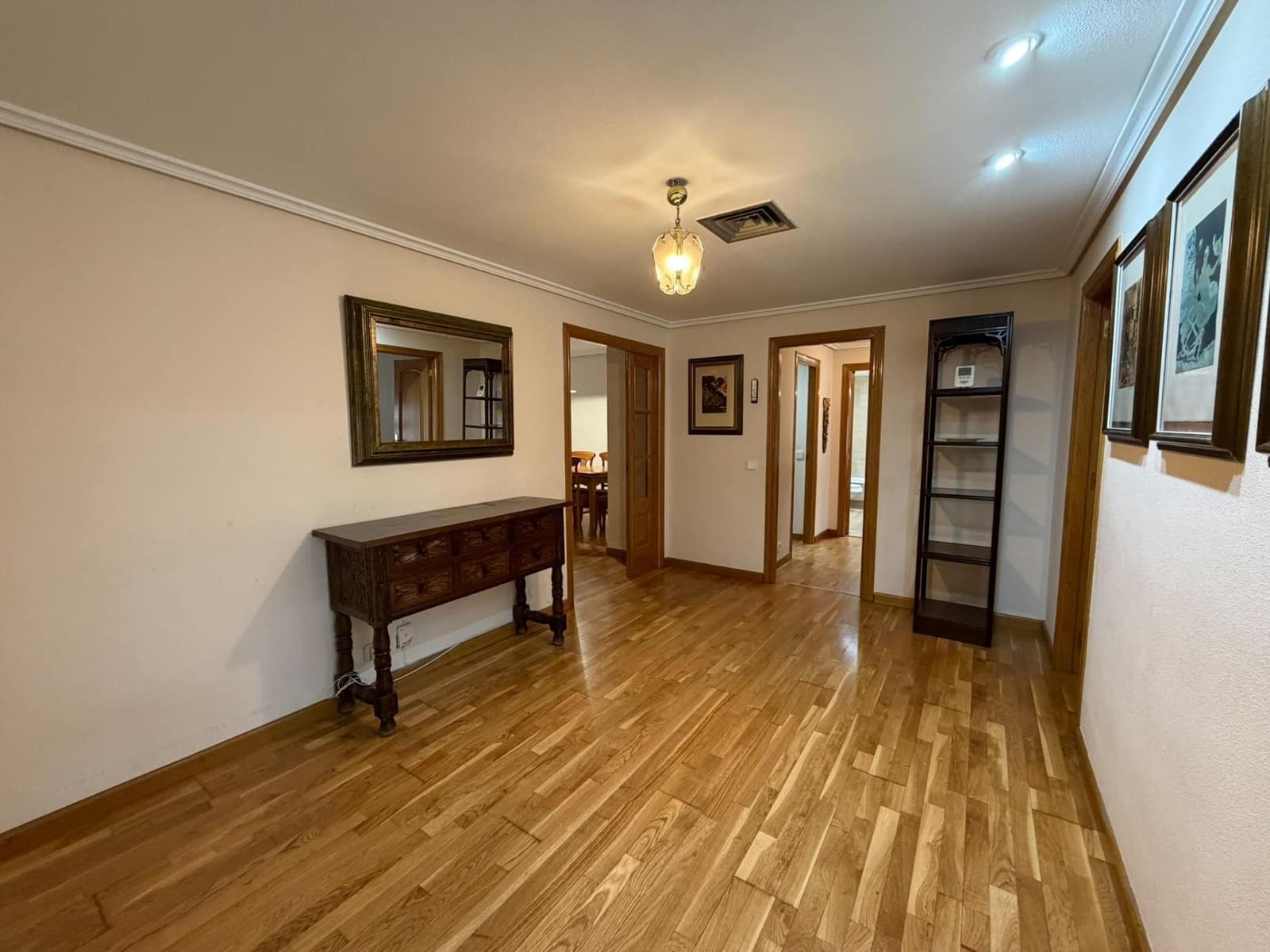 4 slaapkamer Flat te koop in Ponferrada met garage - € 240.000 (Ref: 9524393)