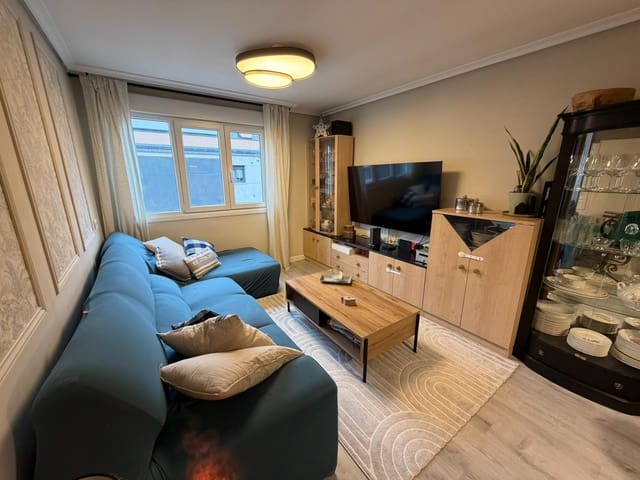 3 soveværelse Lejlighed til salg i Ponferrada med garage - € 135.000 (Ref: 9527778)