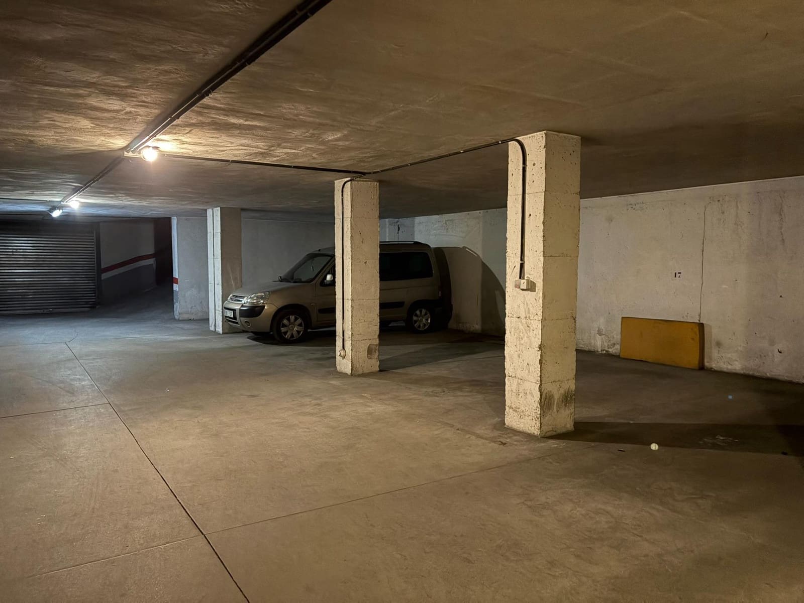 3 soveværelse Lejlighed til salg i Ponferrada med garage - € 135.000 (Ref: 9527778)