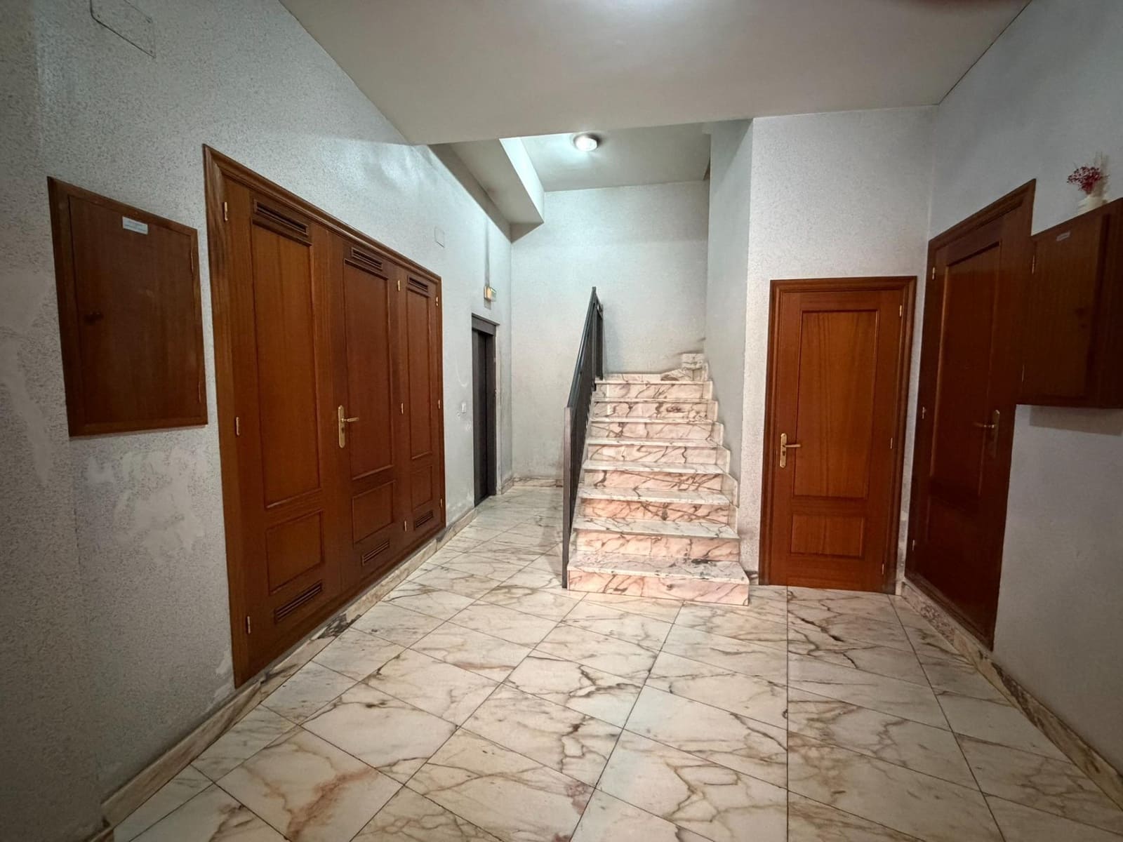 3 soveværelse Lejlighed til salg i Ponferrada med garage - € 135.000 (Ref: 9527778)