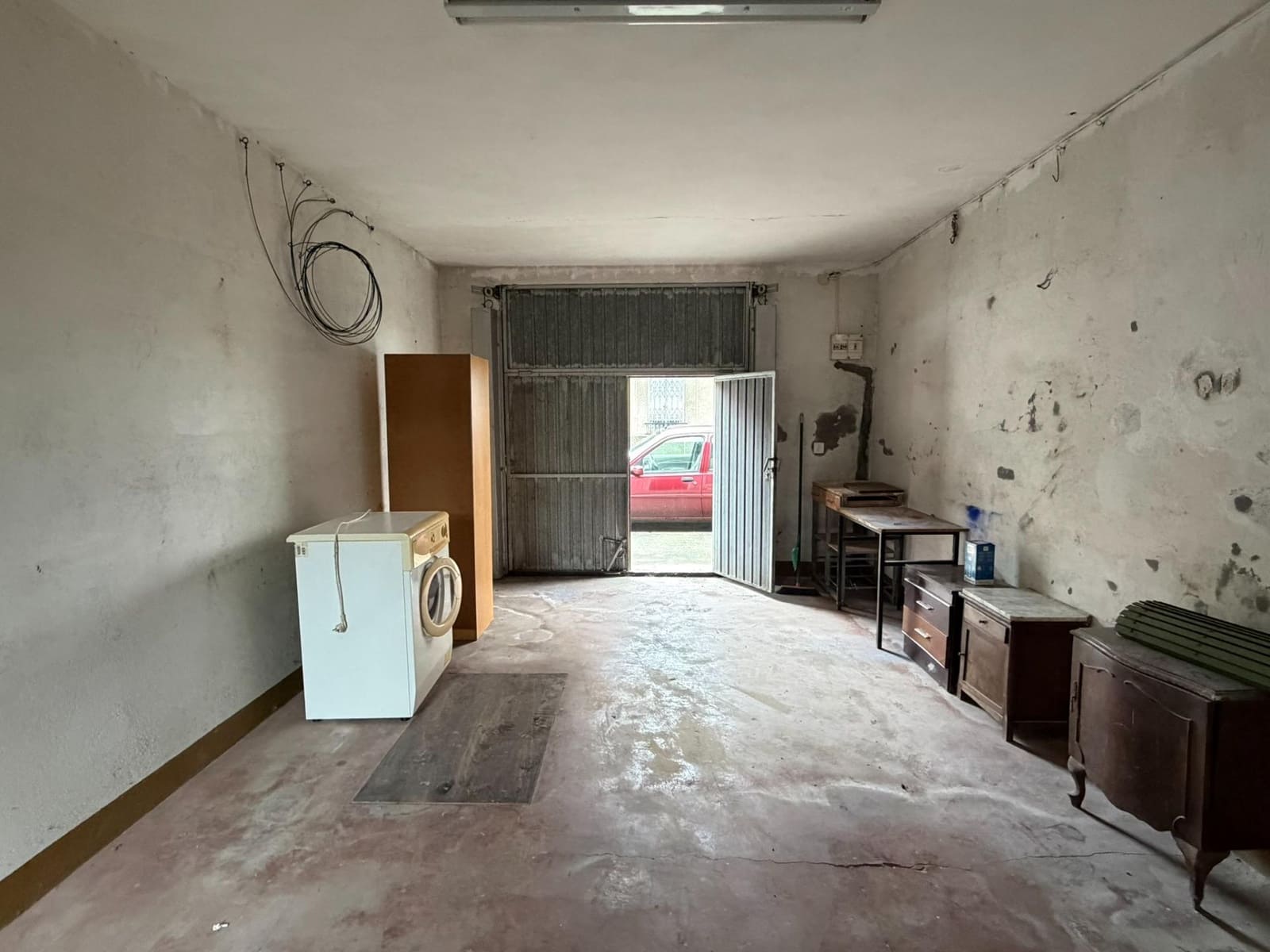Garage for sale in Ponferrada - € 27,000 (Ref: 9543729)