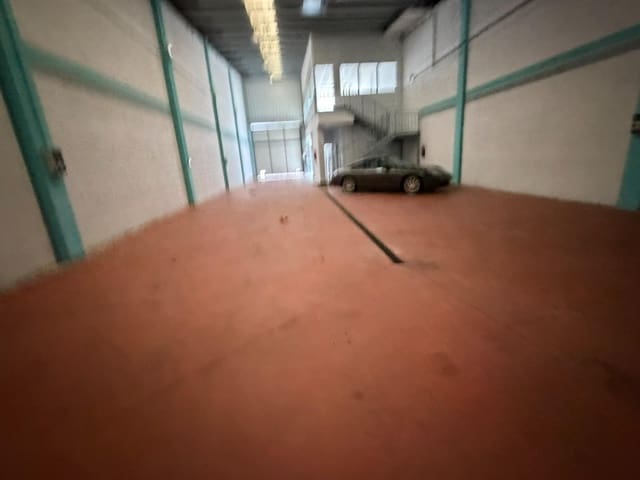 Bedrijf te huur in Ponferrada - € 1.400 (Ref: 9543730)