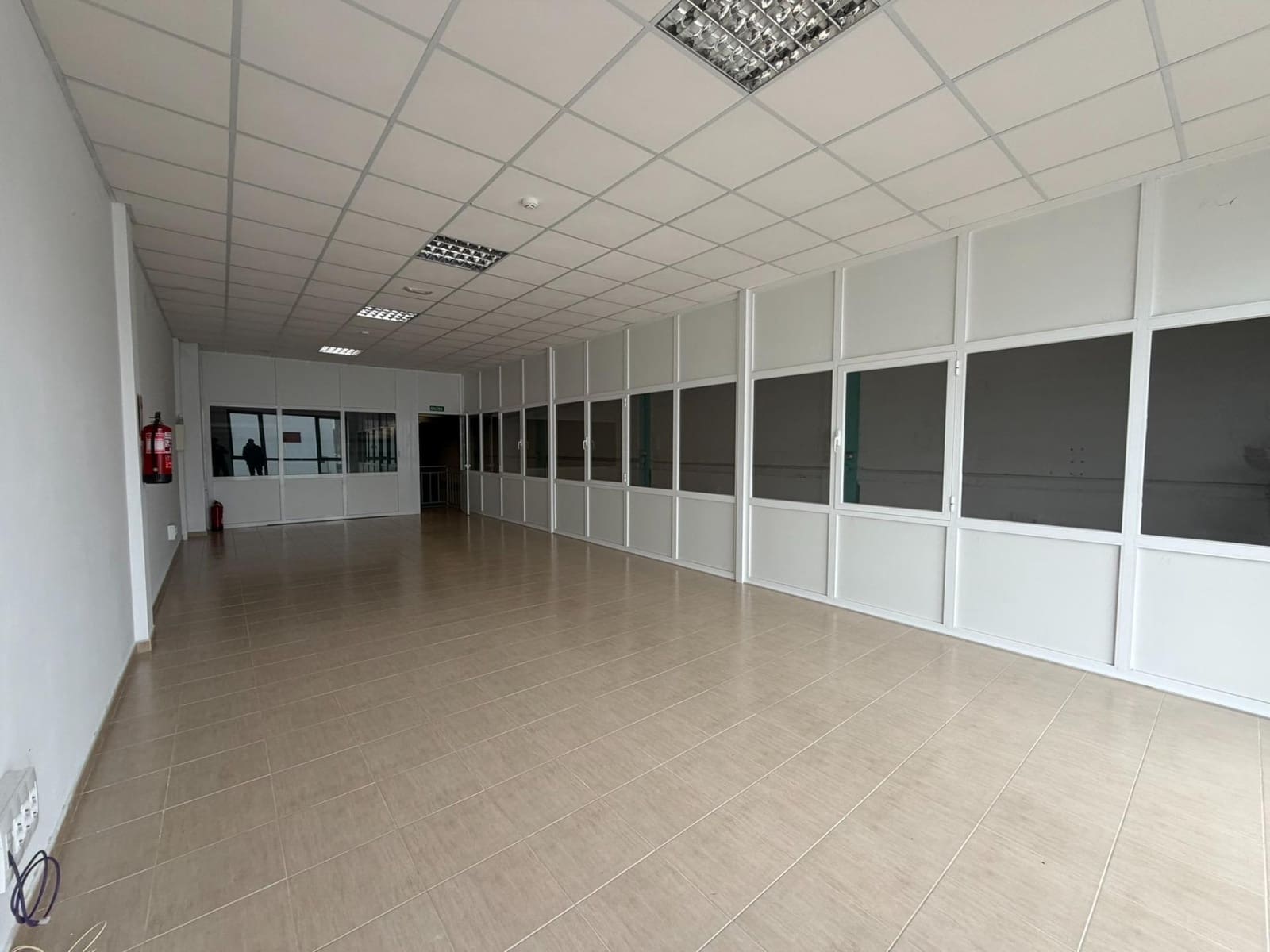 Bedrijf te huur in Ponferrada - € 1.400 (Ref: 9543730)