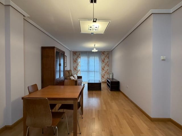 2 bedroom Apartment for rent in Ponferrada with garage - € 600 (Ref: 9561898)