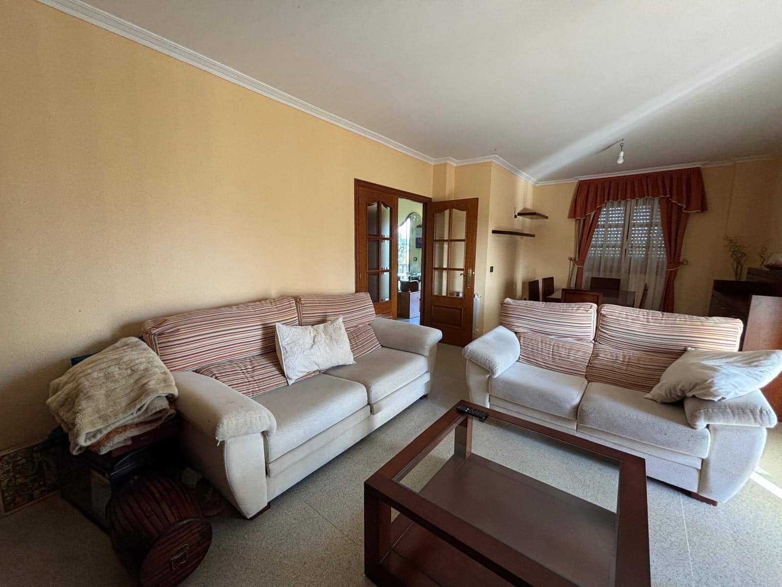 3 bedroom Villa for sale in Cabanas Raras with garage - € 189,000 (Ref: 9568739)