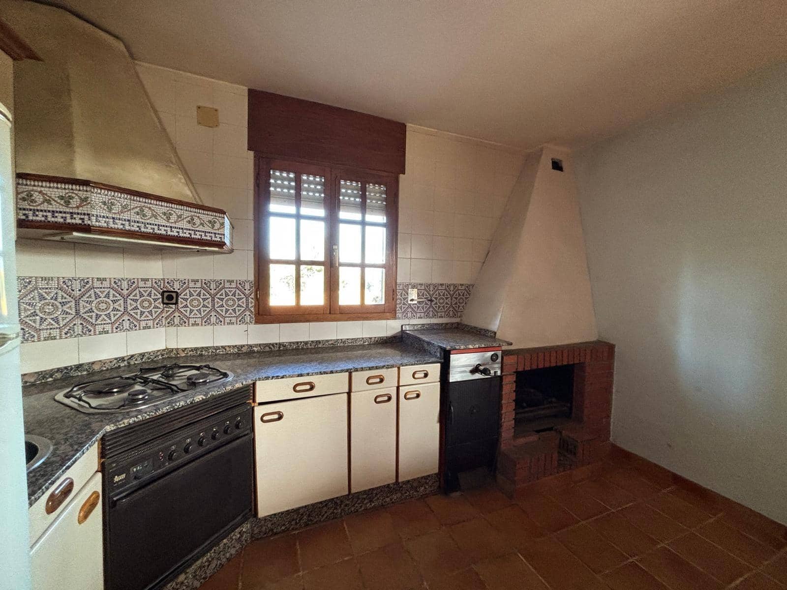 3 bedroom Villa for sale in Cabanas Raras with garage - € 189,000 (Ref: 9568739)