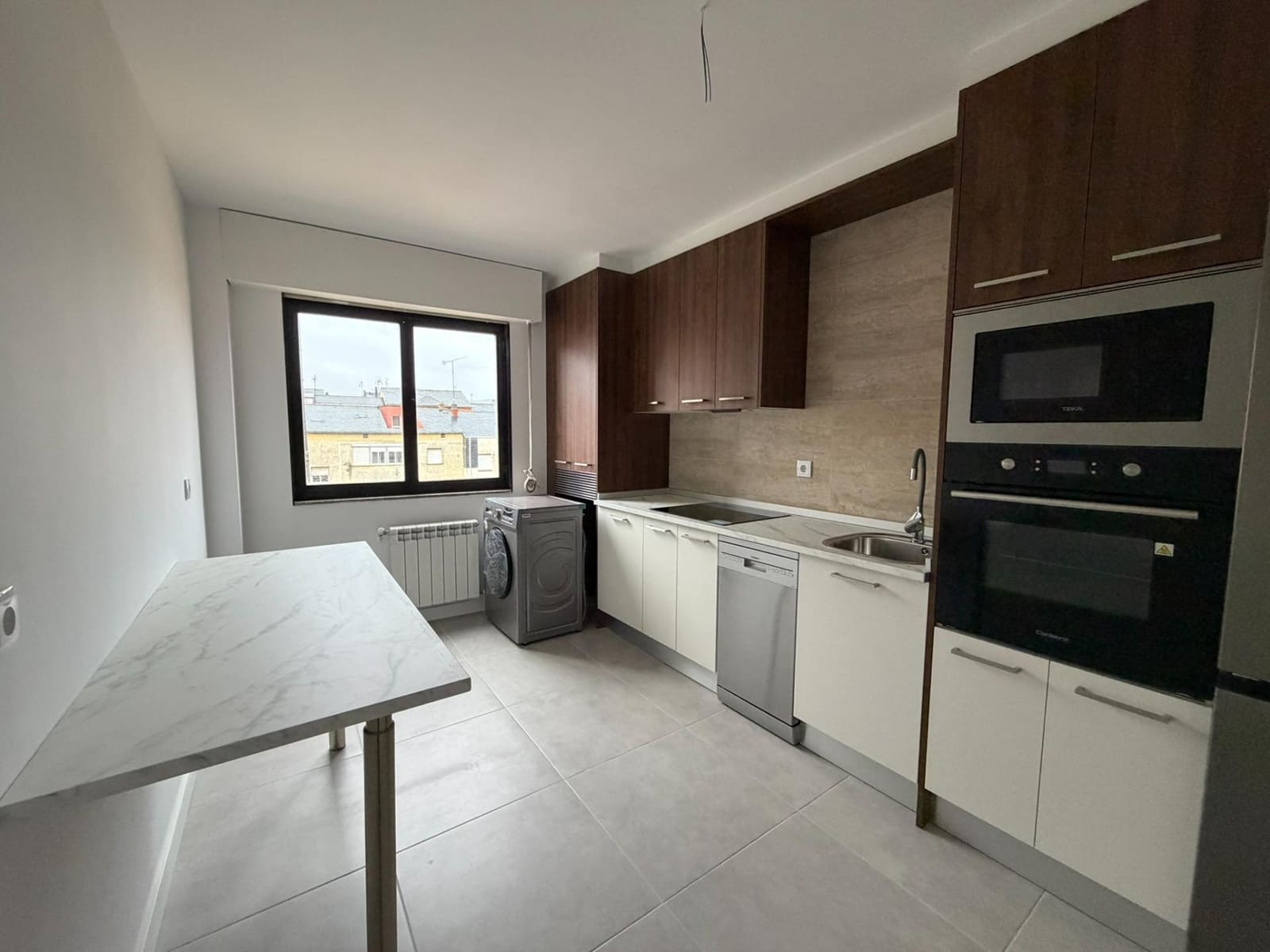 3 sovrum Lägenhet till salu i Ponferrada - 129 000 € (Ref: 9571264)