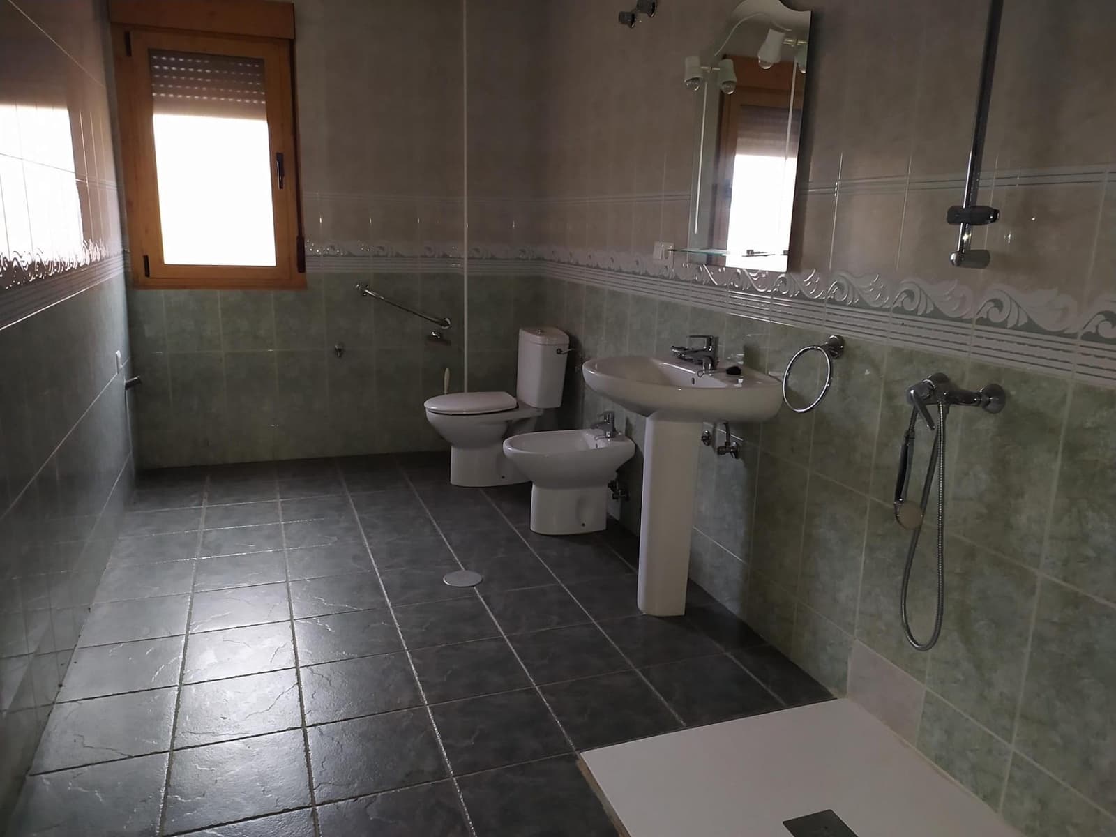 4 soverom Finca/Herregård til salgs i Camponaraya med garasje - € 65 000 (Ref: 9574696)