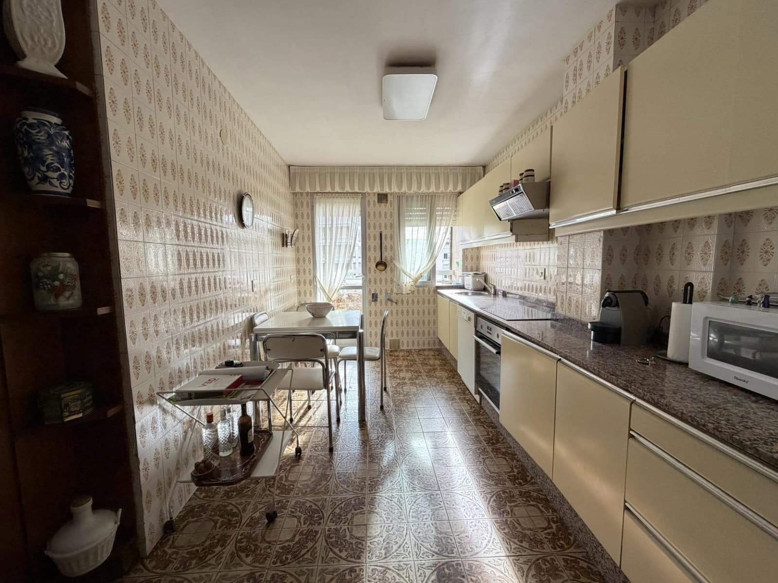 Piso de 5 habitaciones en Ponferrada en venta - 179.000 € (Ref: 9619355)