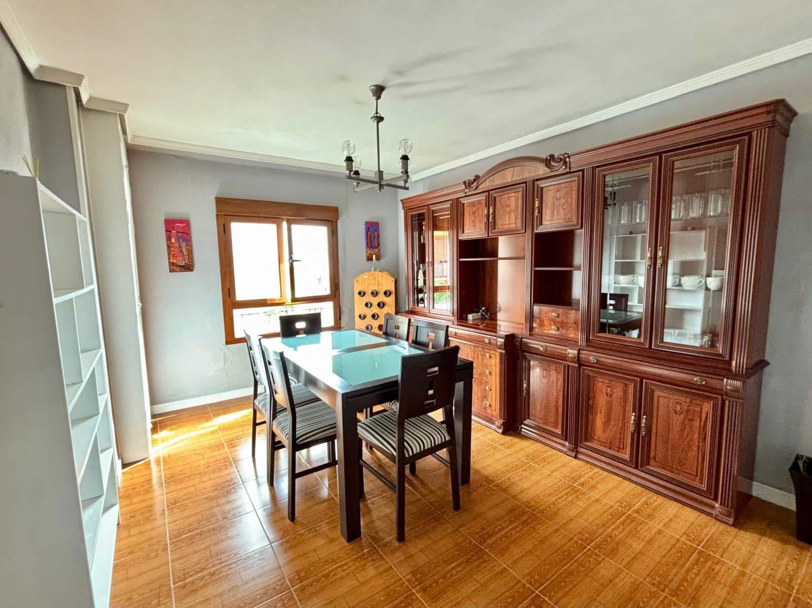 Piso de 3 habitaciones en Ponferrada en venta - 81.700 € (Ref: 9652094)