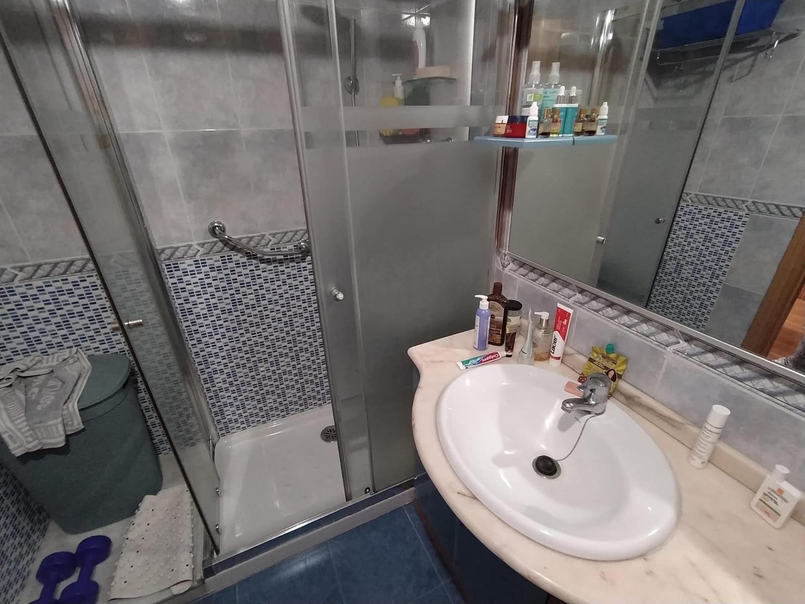 4 makuuhuone Asunto myytävänä paikassa Ponferrada mukana 
autotalli - 145 000 € (Ref: 9666599)