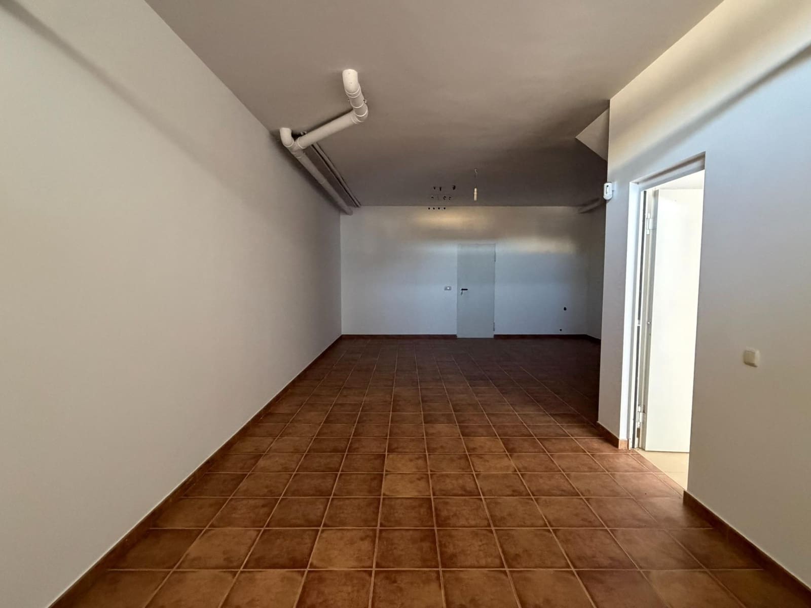 4 bedroom Semi-detached Villa for sale in Cacabelos - € 231,000 (Ref: 9695423)