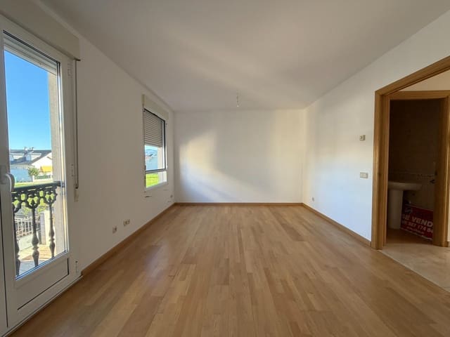 4 bedroom Semi-detached Villa for sale in Cacabelos - € 231,000 (Ref: 9695423)