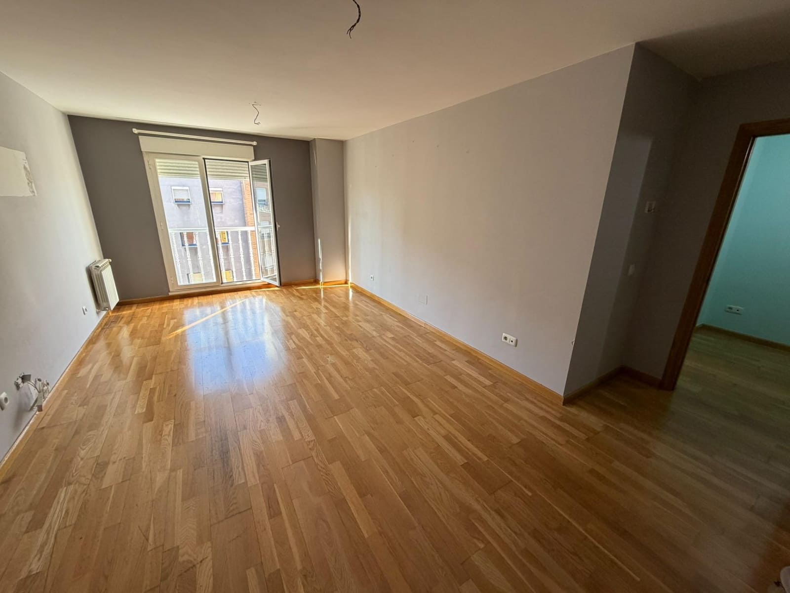 3 bedroom Flat for sale in Ponferrada with garage - € 148,000 (Ref: 9695424)