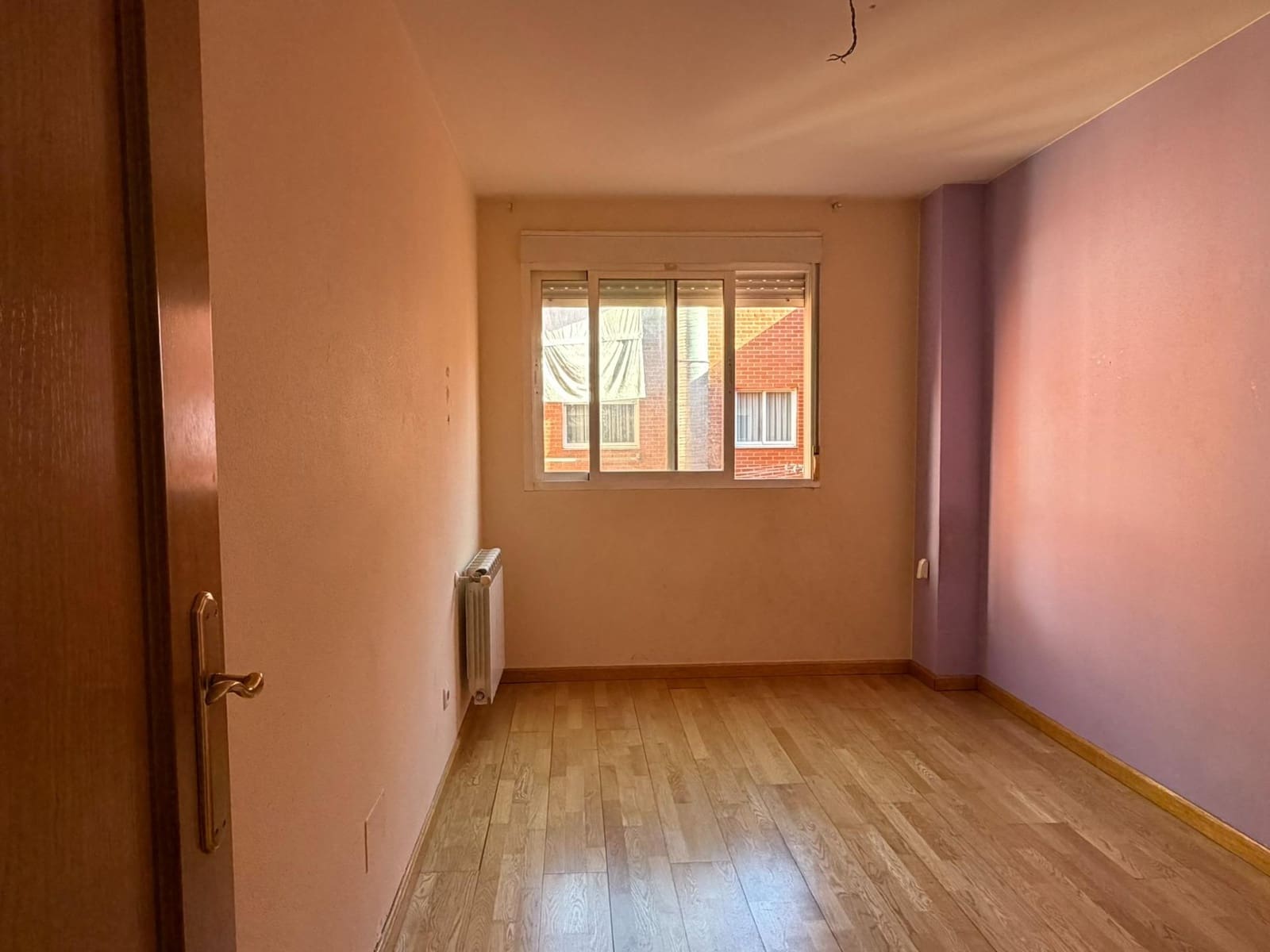 3 bedroom Flat for sale in Ponferrada with garage - € 148,000 (Ref: 9695424)