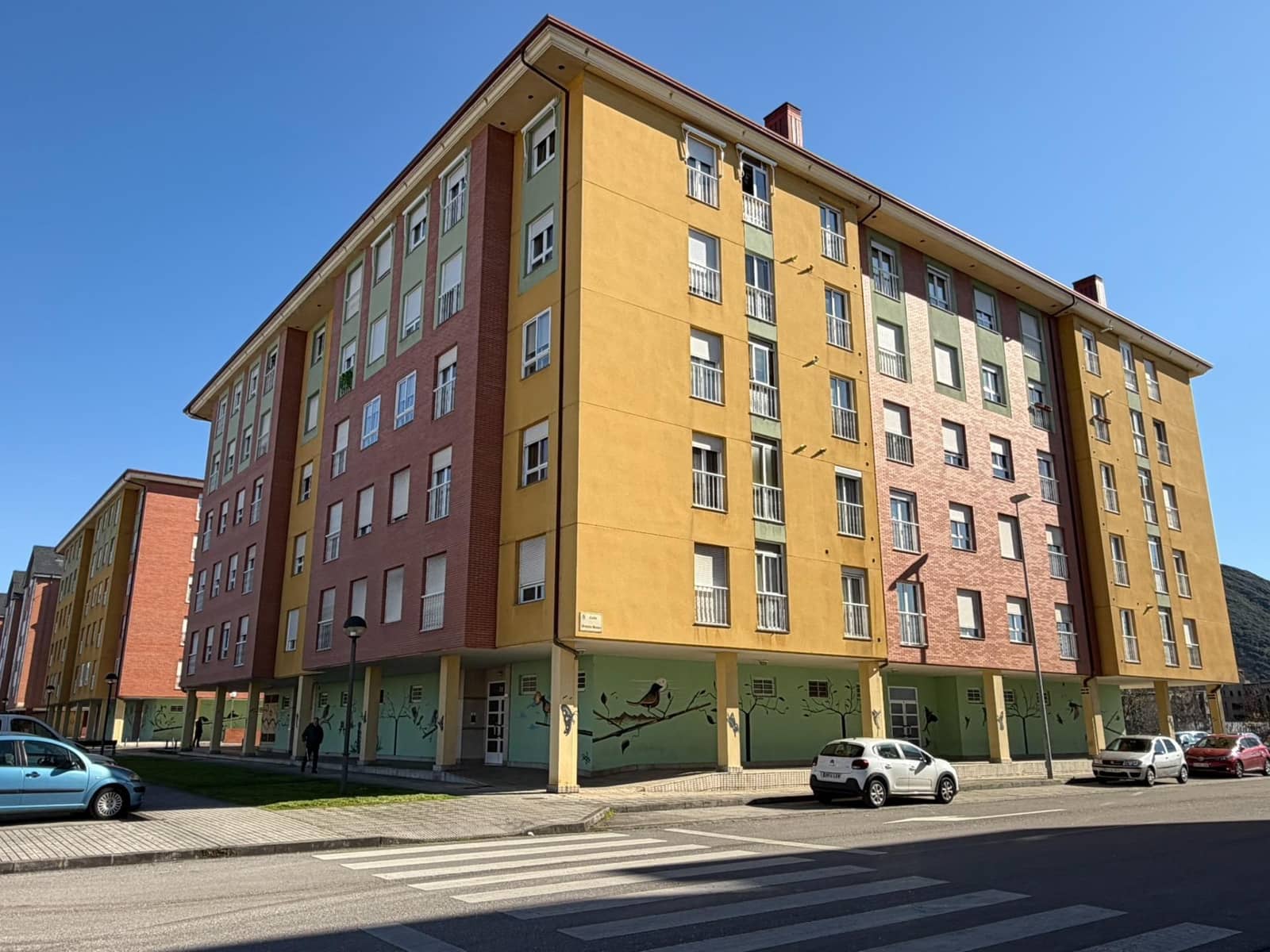 3 bedroom Flat for sale in Ponferrada with garage - € 148,000 (Ref: 9695424)