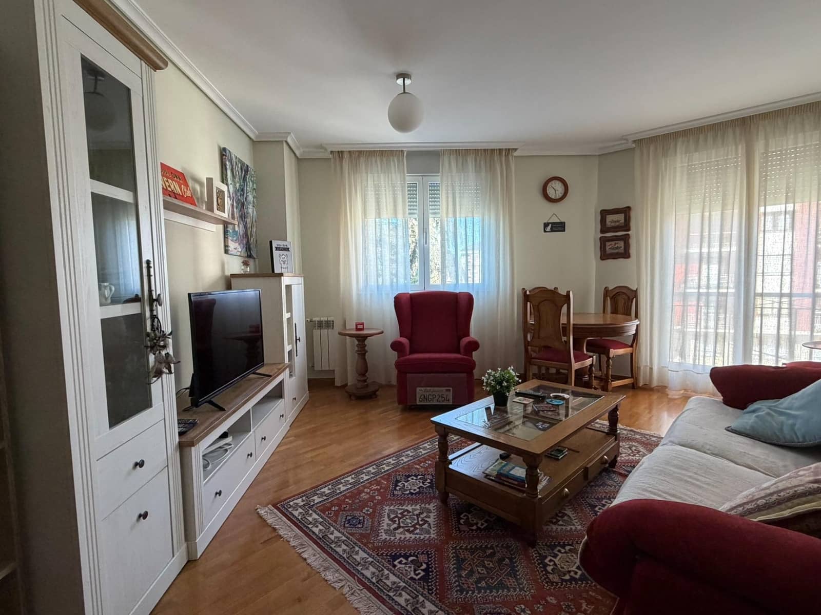 2 bedroom Apartment for rent in Ponferrada with garage - € 600 (Ref: 9735664)