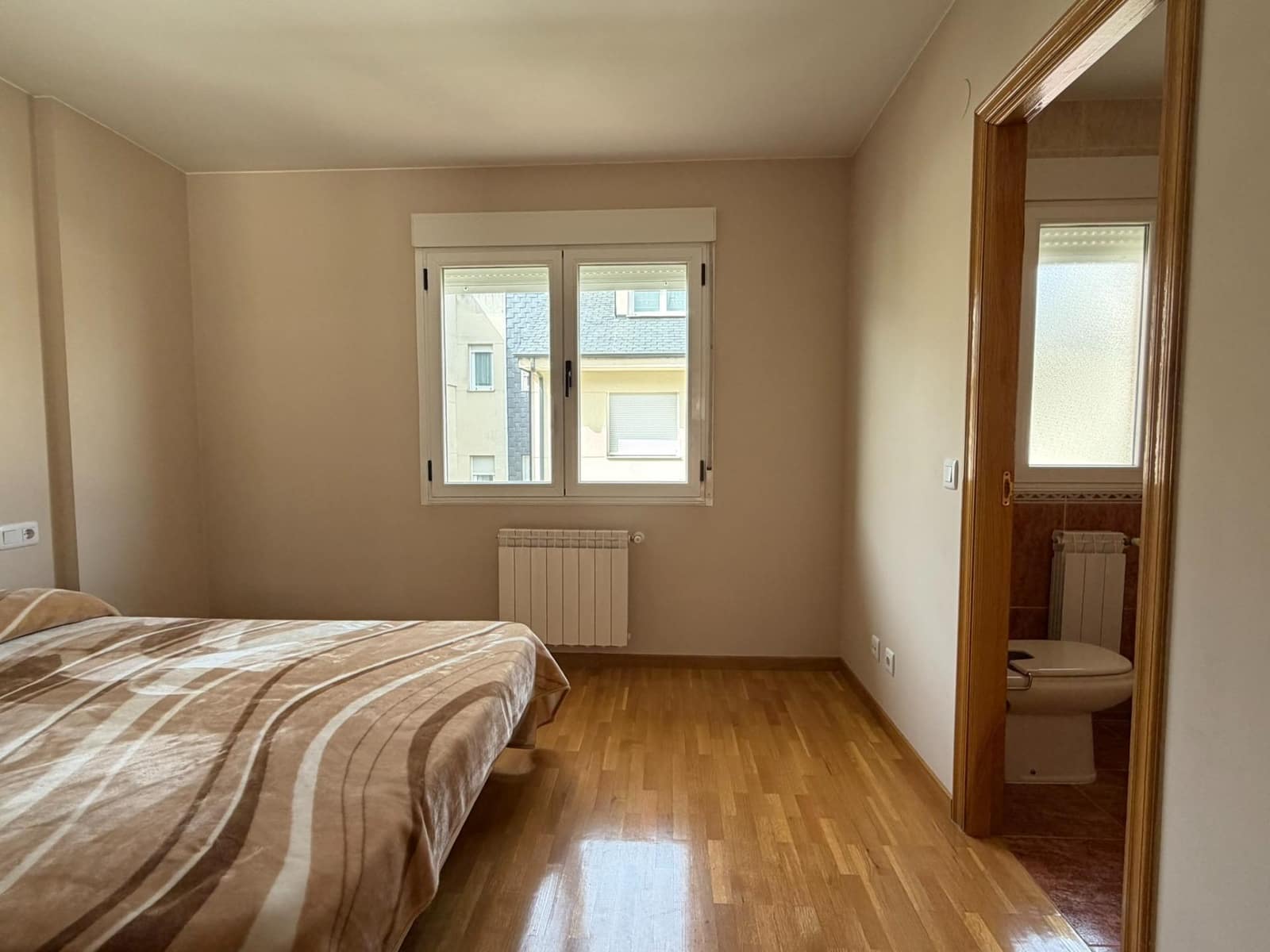 3 slaapkamer Rijtjeshuis te koop in Camponaraya met garage - € 190.000 (Ref: 9788475)