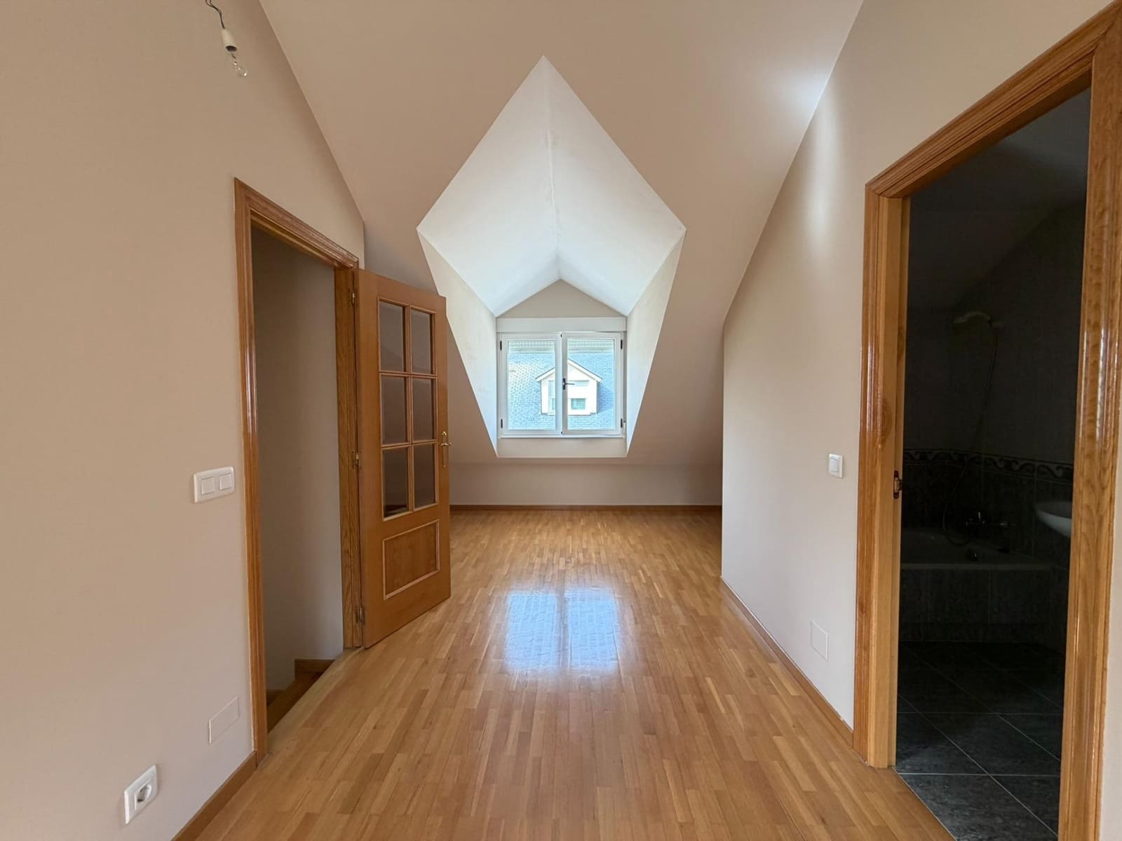 3 slaapkamer Rijtjeshuis te koop in Camponaraya met garage - € 190.000 (Ref: 9788475)