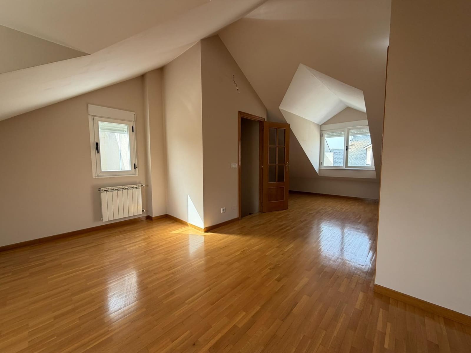 3 slaapkamer Rijtjeshuis te koop in Camponaraya met garage - € 190.000 (Ref: 9788475)