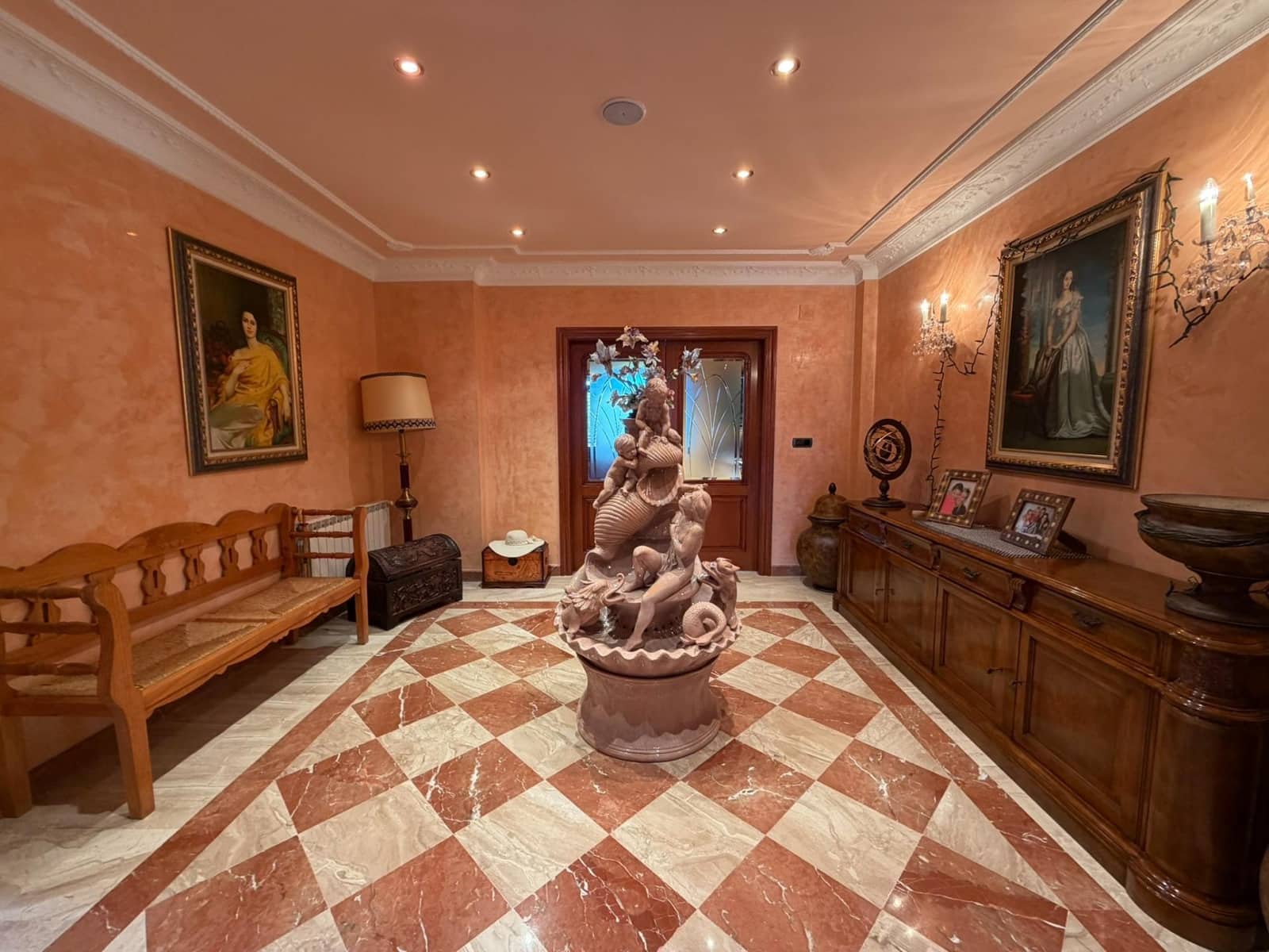 8 bedroom Villa for sale in Cacabelos with garage - € 800,000 (Ref: 9791130)