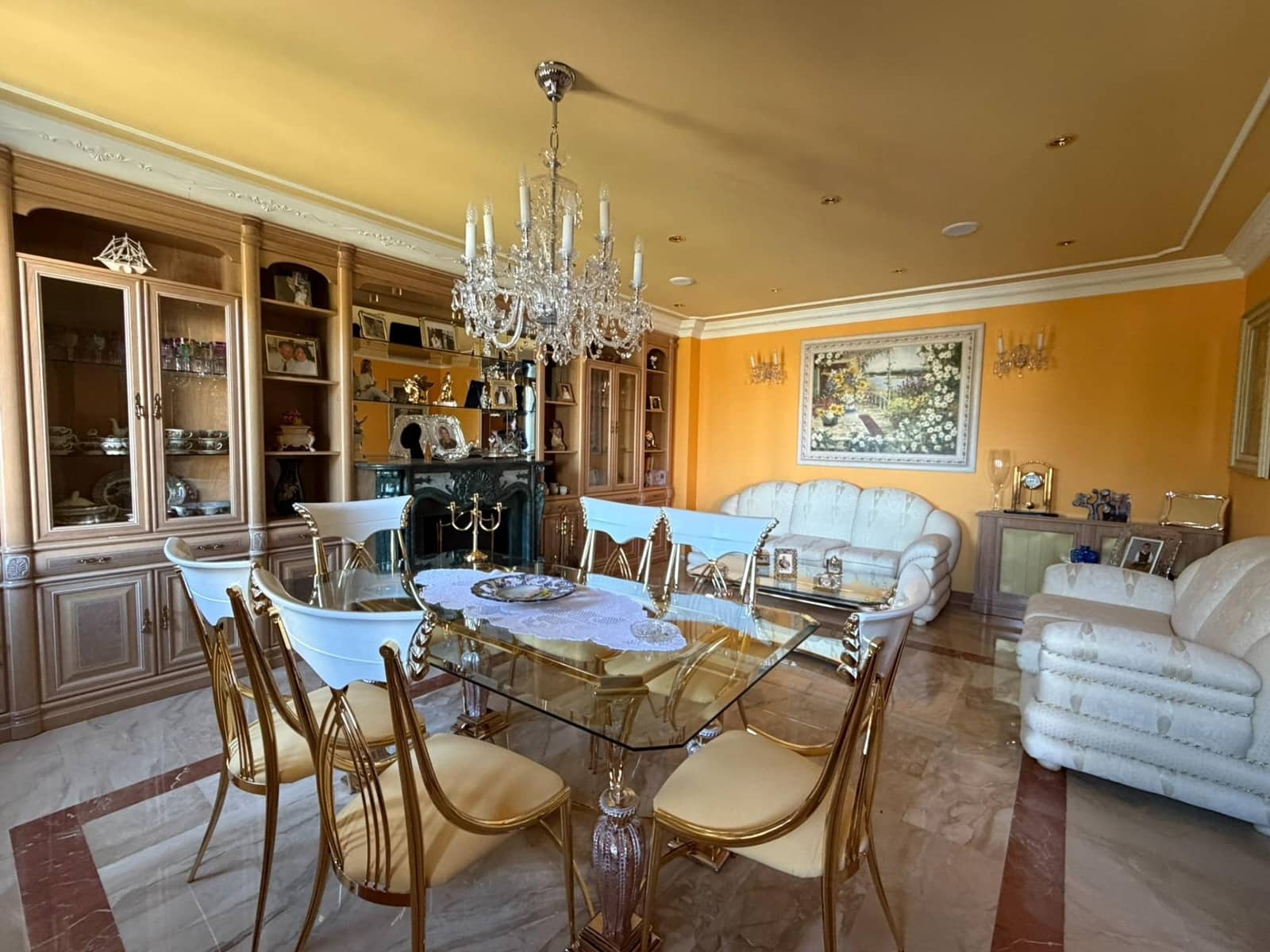 8 bedroom Villa for sale in Cacabelos with garage - € 800,000 (Ref: 9791130)