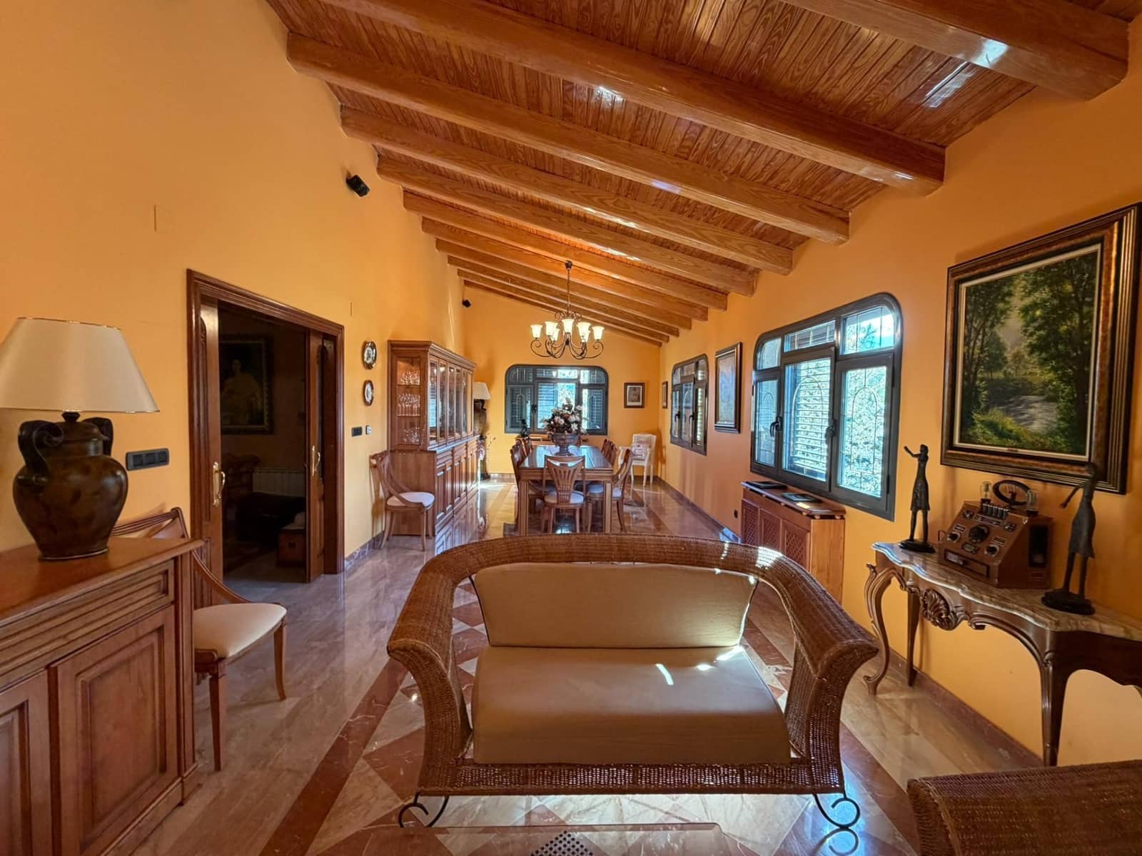 8 bedroom Villa for sale in Cacabelos with garage - € 800,000 (Ref: 9791130)