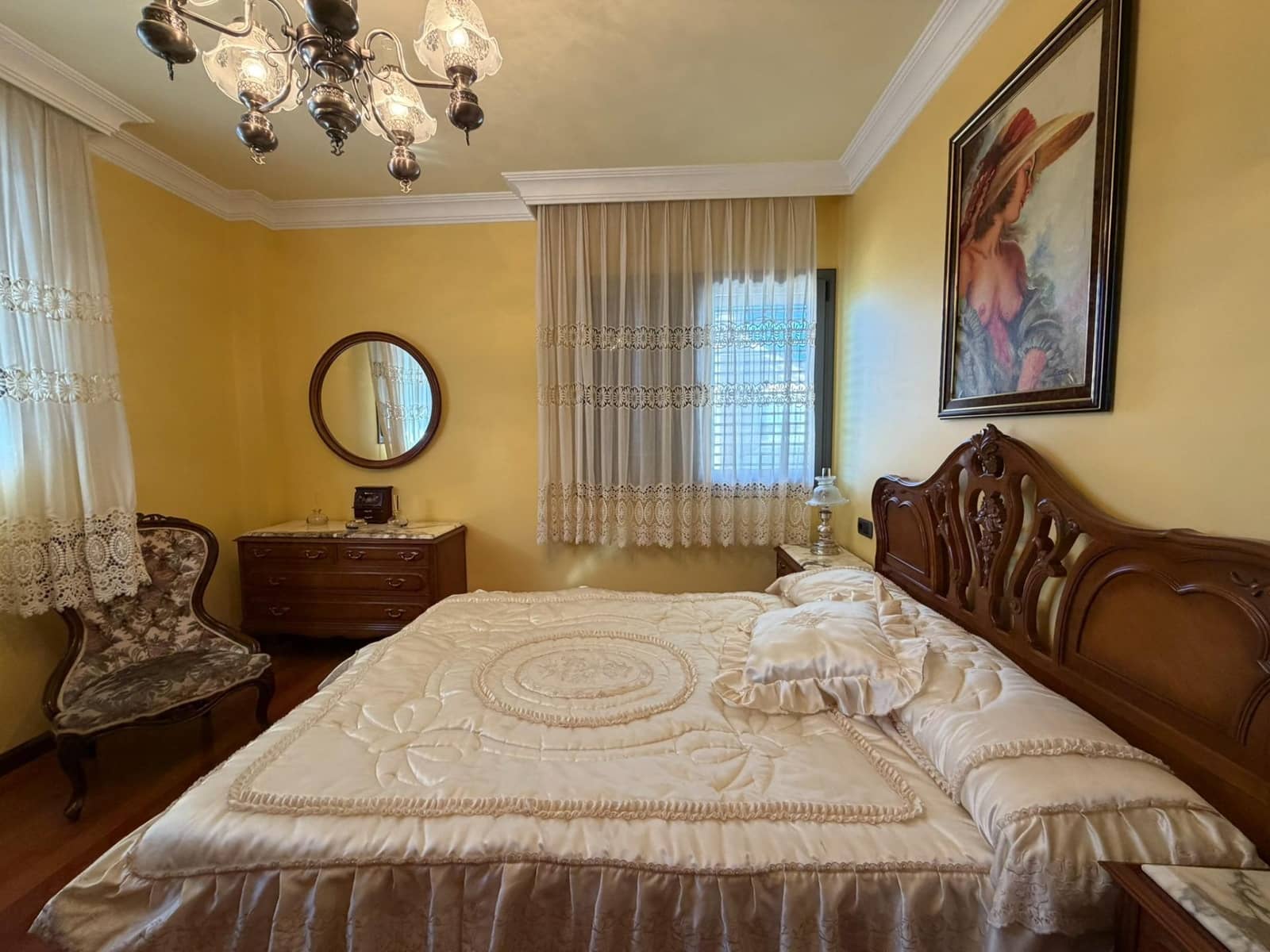 8 bedroom Villa for sale in Cacabelos with garage - € 800,000 (Ref: 9791130)