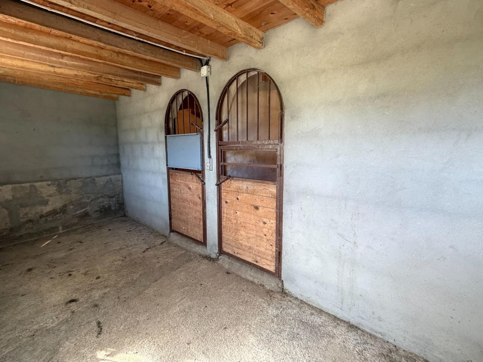 8 bedroom Villa for sale in Cacabelos with garage - € 800,000 (Ref: 9791130)