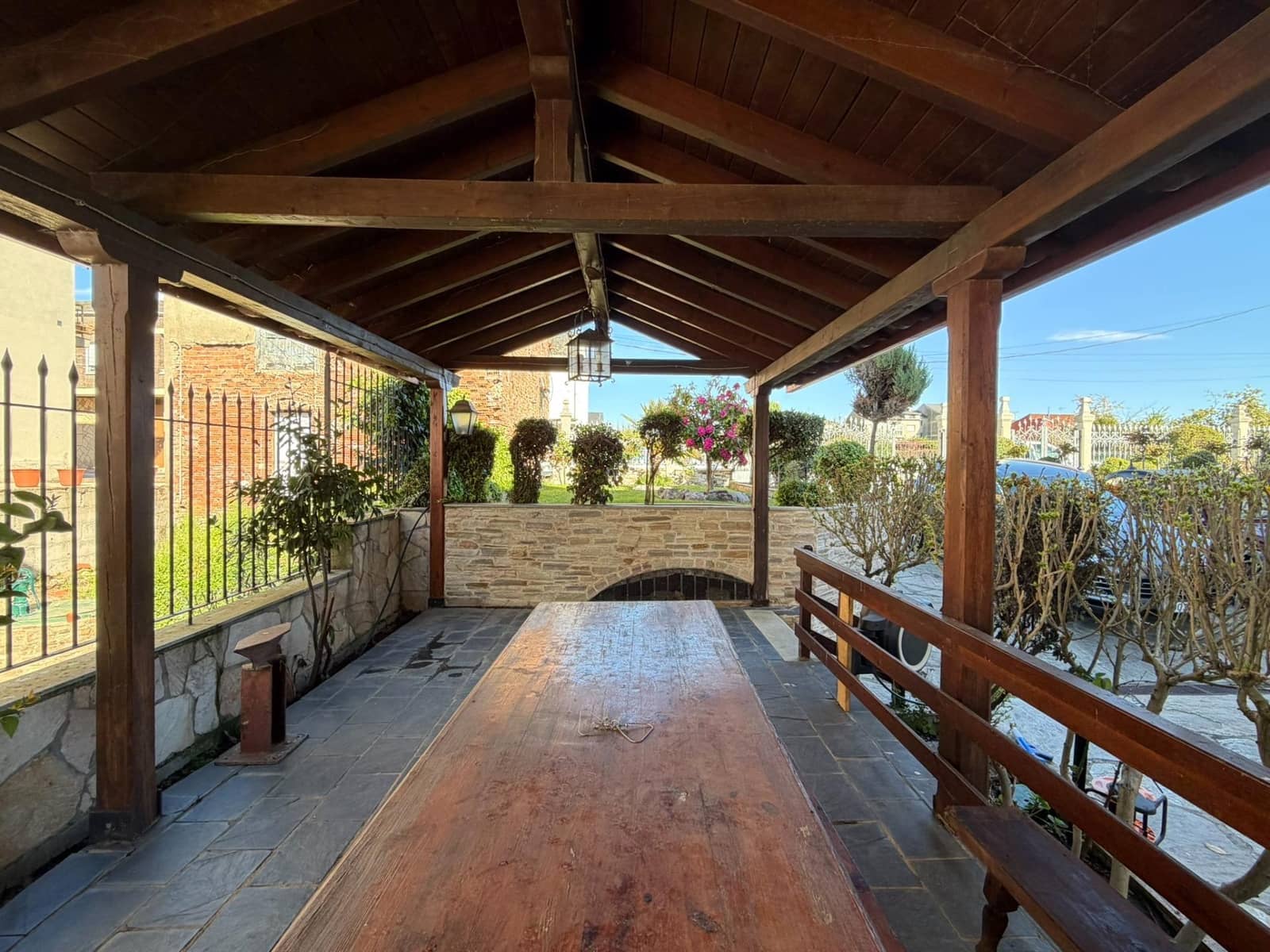 8 bedroom Villa for sale in Cacabelos with garage - € 800,000 (Ref: 9791130)