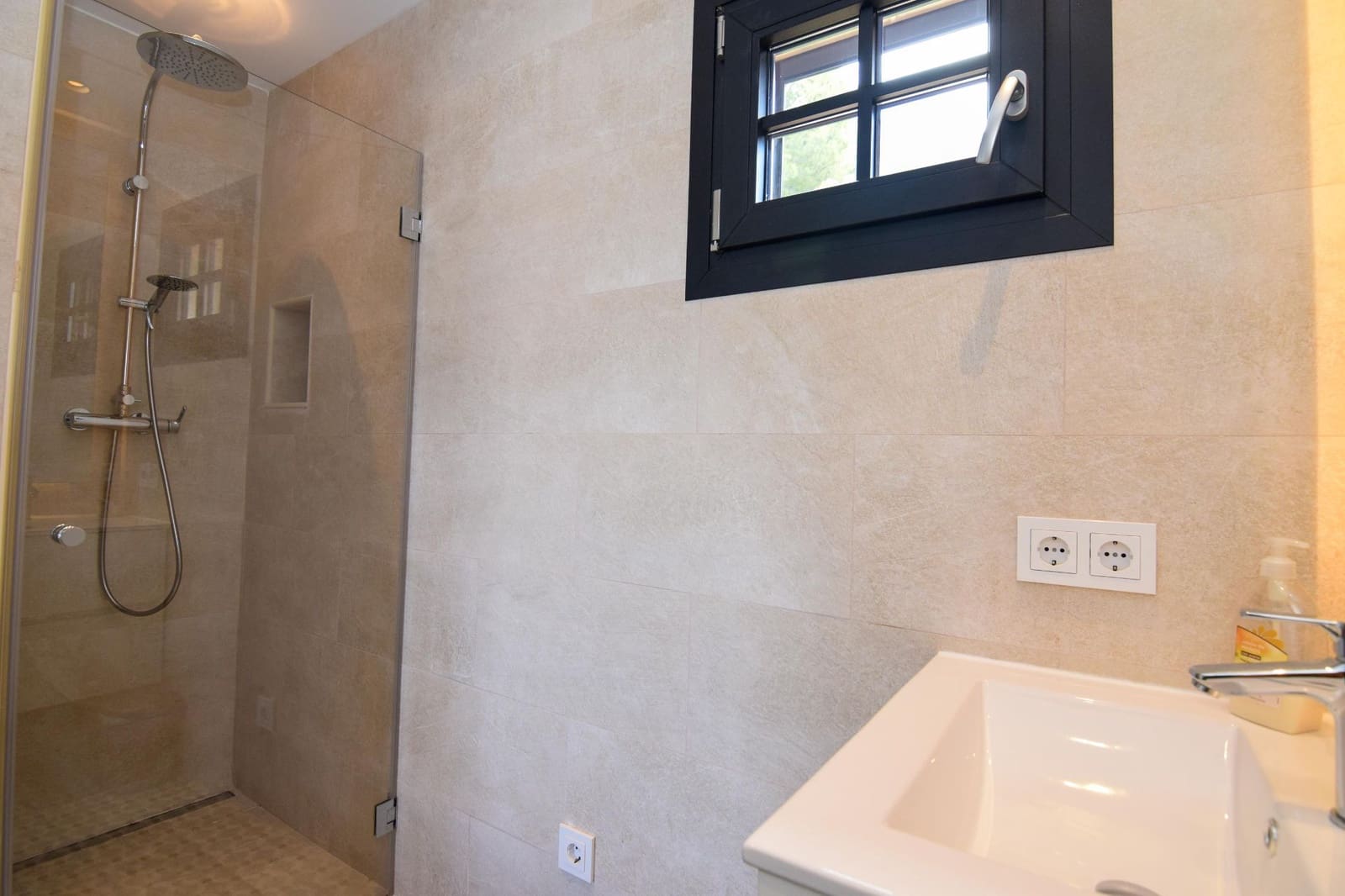 2 camera da letto Villa in vendita in Colonia de Sant Pere / Colonia de San Pedro con piscina garage - 850.000 € (Rif: 10010236)