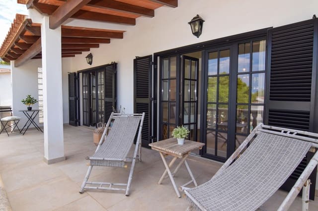 2 makuuhuone Huvila myytävänä paikassa Colonia de Sant Pere / Colonia de San Pedro, Artà mukana uima-altaan 
autotalli - 850 000 € (Ref: 10010236)