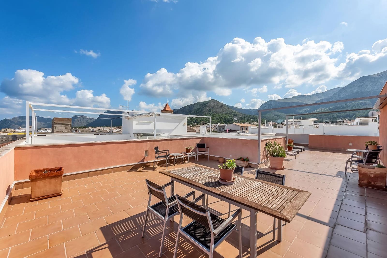 3 quarto Apartamento para arrendar em Colonia de Sant Pere / Colonia de San Pedro - 1 500 € (Ref: 10085449)