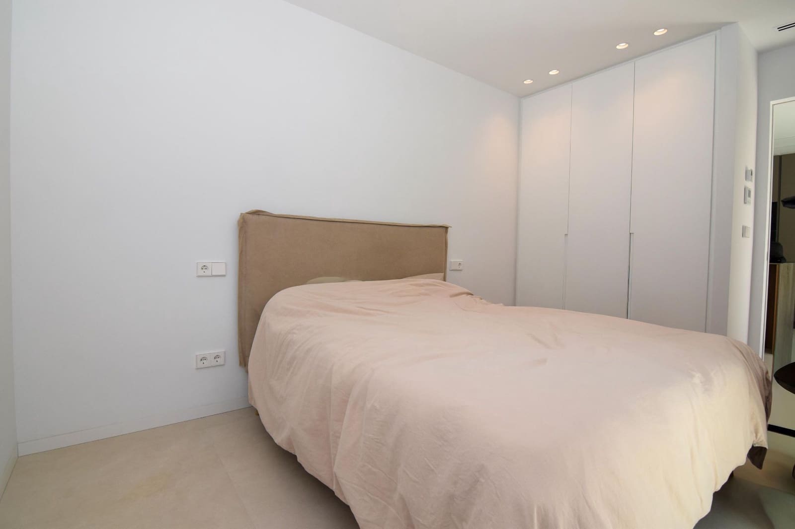 4 bedroom Villa for rent in Colonia de Sant Pere / Colonia de San Pedro with pool garage - € 3,800 (Ref: 10139076)