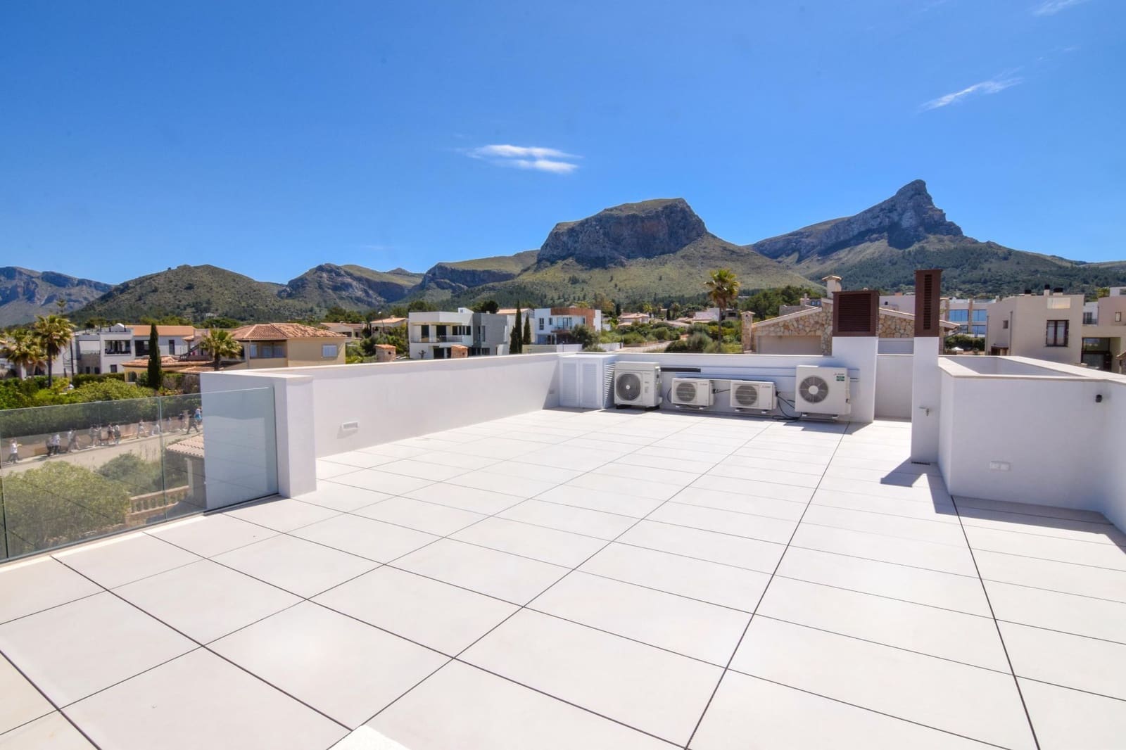 4 bedroom Villa for rent in Colonia de Sant Pere / Colonia de San Pedro with pool garage - € 3,800 (Ref: 10139076)