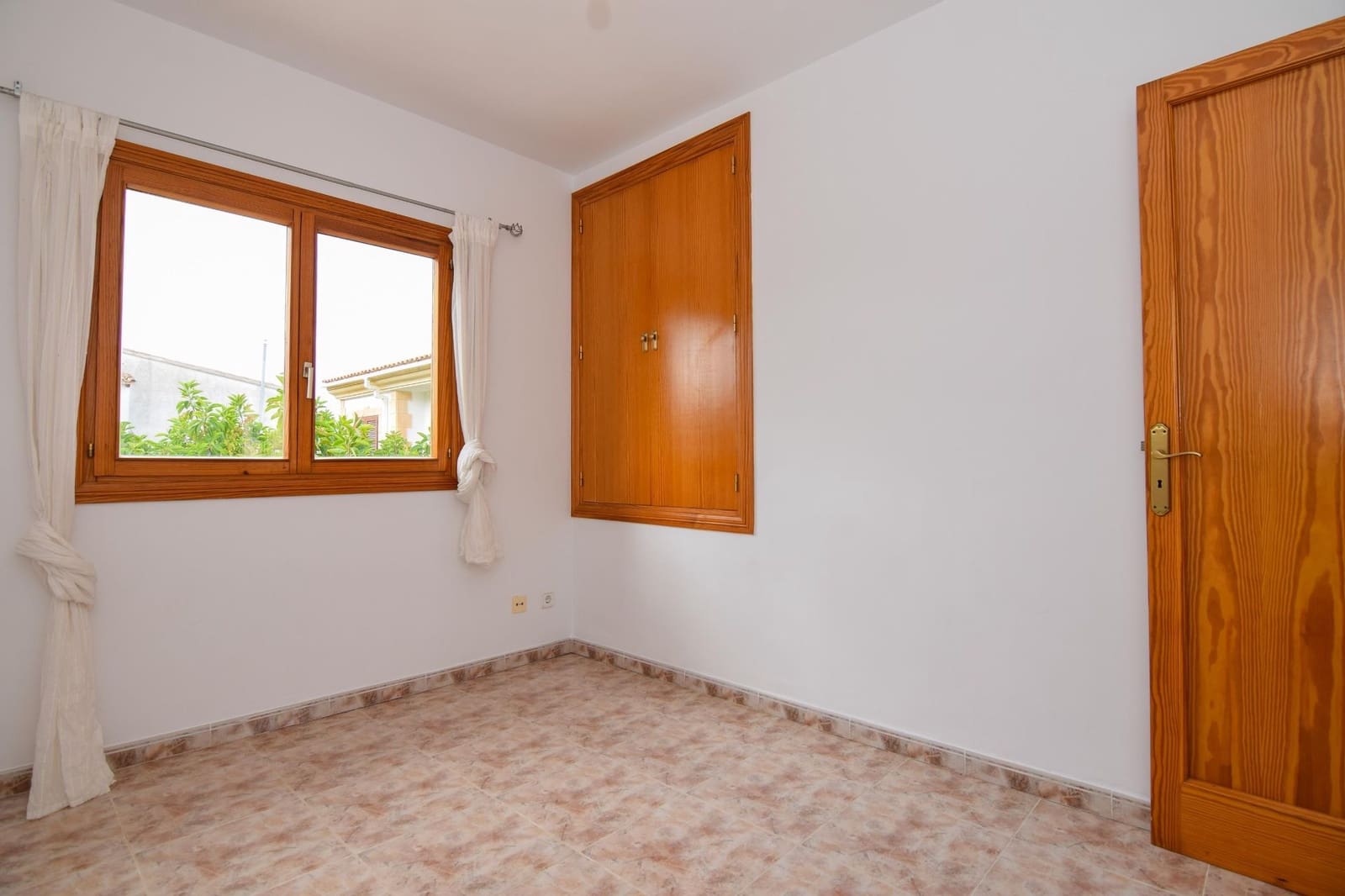 Maison de Ville de 3 chambres à louer à Colonia de Sant Pere / Colonia de San Pedro - 1 200 € (Ref: 10168116)