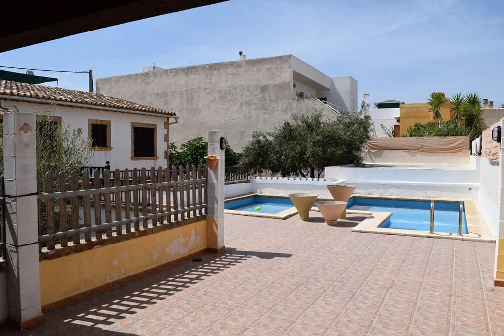 5 slaapkamer Villa te koop in Colonia de Sant Pere / Colonia de San Pedro met zwembad garage - € 1.200.000 (Ref: 5265618)