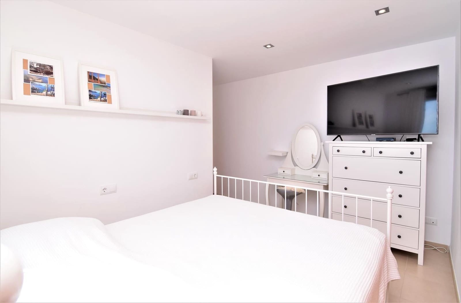 3 bedroom Penthouse for rent in Cala Ratjada - € 2,900 (Ref: 5360302)