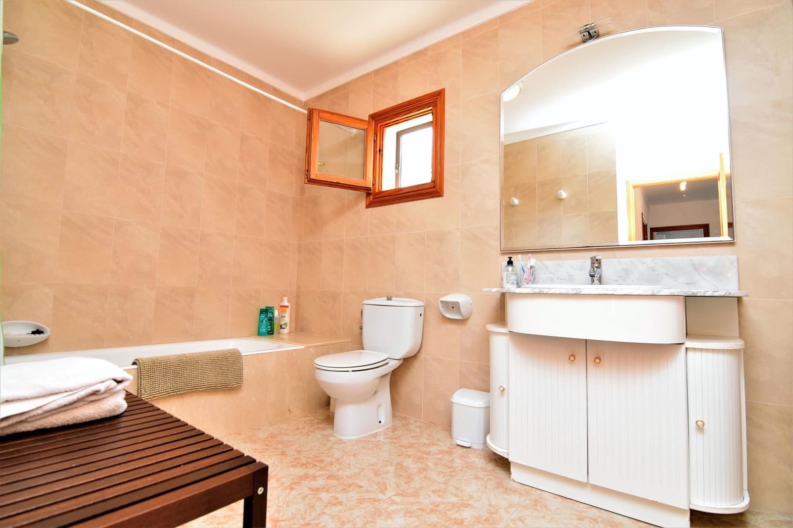 4 soveværelse Villa til leje i Colonia de Sant Pere / Colonia de San Pedro med garage - € 2.600 (Ref: 5515666)